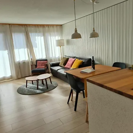 Nr.22,haus Azurit * 格雷兴
